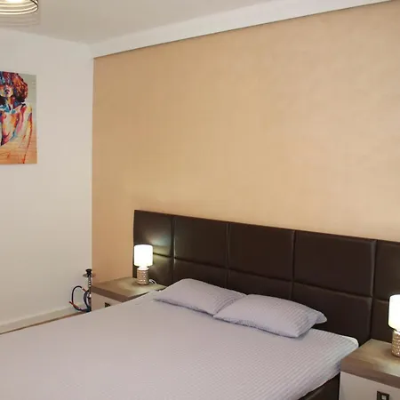 Dristor - Foarte Curat Si Frumos Apartment Bucharest